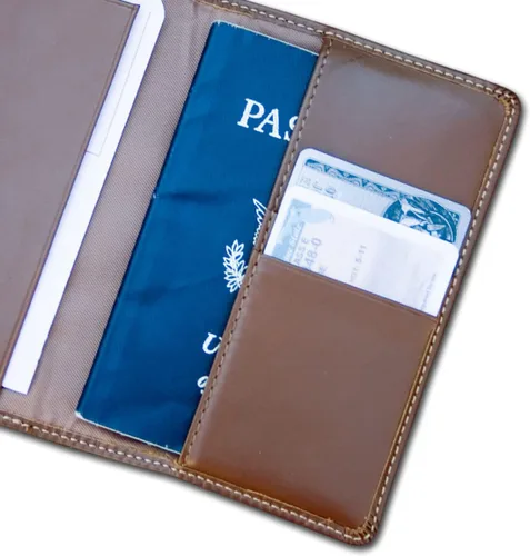 Vista 3 de Dacasso - Soporte para pasaporte de piel, color marrón rústico (A3242)