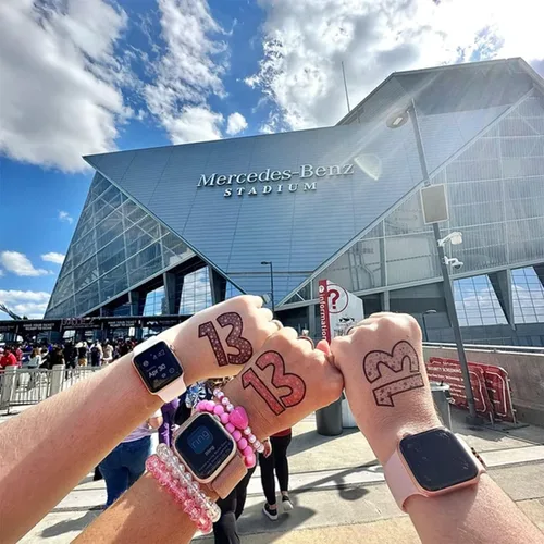 Vista 8 de YDJIA 2 pulseras de la amistad para concierto de Taylor, trajes de gira de época, álbum de música, karma medianoches, amante del folklore reputación