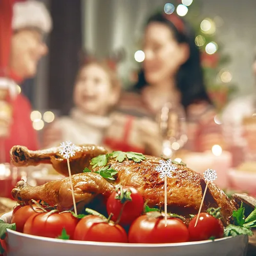 Vista 6 de Púas de cóctel de copos de nieve de Navidad, hechas a mano, variadas frutas, palillos de bambú para tartas de copos de nieve, para bebidas, frutas