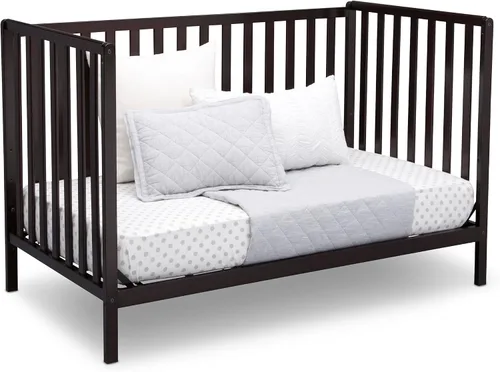 Vista 7 de Delta Children Heartland Cuna convertible 4 en 1 - Certificado Greenguard Gold, chocolate negro Chocolate oscuro