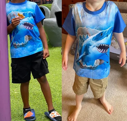 Vista 2 de Camisetas de dinosaurio 3D para niños de 2 a 8 años