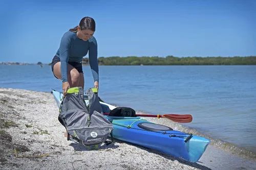 Vista 4 de Perception Truefit Spray Skirt Falda de spray para kayak para sentarse dentro de kayaks