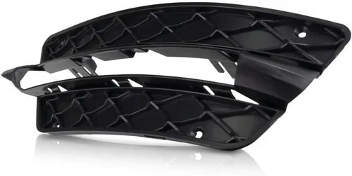 Vista 4 de KarParts360 Para Mercedes-Benz C250/C300/C350 Cubierta de luz antiniebla 2012 2013 2014 Lado del conductor exterior Textura negra