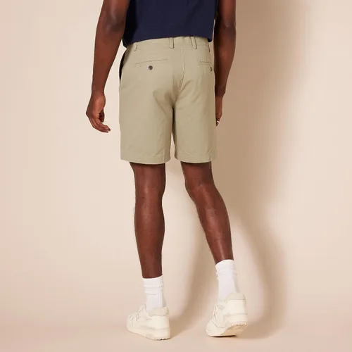 Vista 2 de Tienda Essentials - Pantalón corto ajustado para hombre, 7 pulgadas