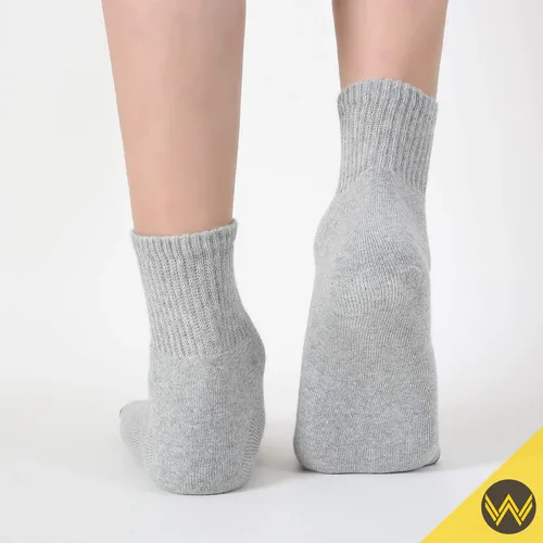 Vista 7 de WANDER - 8 pares de calcetines deportivos de algodón para hombres y mujeres, gruesos y acolchados, para correr, altura al tobillo, tallas 7-9 9-12