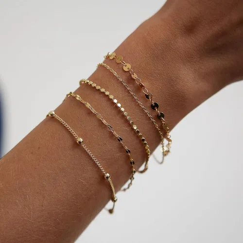 Vista 4 de LEXODY Pulseras de oro para mujer, juego de pulseras de espiga de oro de 14 quilates, delicadas joyas de espiga apilables, cadena fígaro, cadena