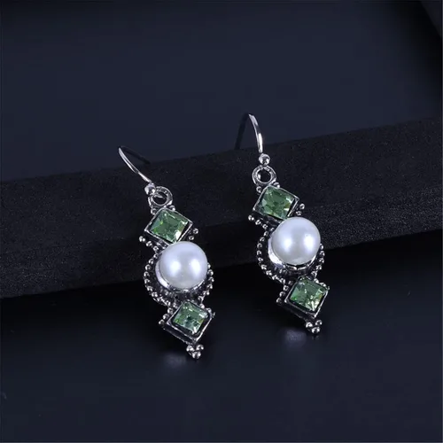 Vista 3 de ANDPAI Aretes colgantes únicos bohemios, ligeros, vintage, retro, plateado, verde, con barra de cristal, para mujeres y niñas, hipoalergénicos
