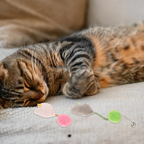 Vista 4 de 6pcs Plush Mouse Cat with Bells Interactive Teasing Plaything for Indoor Cats Kitten Chewing Exercise Replacement Scratch Treat