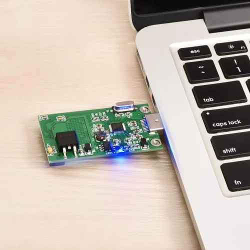 Vista 5 de ELUTENG Adaptador mSATA a USB 3.0 - Convertidor Mini SATA como Unidad Flash Portátil Disco Duro Externo (No Se Necesita Cable)