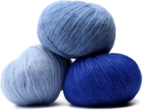 Vista 8 de Pullu - Juego de 3 madejas de hilo de lana de alpaca bebé y merino (150 gramos) de peso worsted - Procedencia directa de Perú - Celestialmente suave
