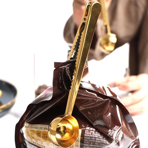 Vista 4 de Cuchara de café con clip de cucharada de acero inoxidable Cuchara de café con mango largo multifunción Bolsa de sellado Clip para té, café, proteína