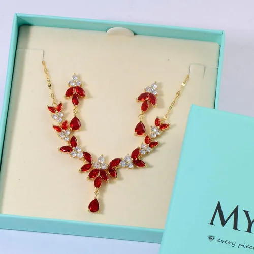 Vista 7 de Juego de joyas de novia para boda Juego de aretes colgantes de hojas colgantes con forma de lágrima y circonita cúbica para mujer, Gema, Circonita