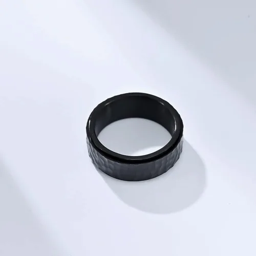 Vista 2 de Anillos de acero inoxidable para hombre, anillos martillados coloridosdoradoplatanegro, anillos de ansiedad de moda, anillos de boda, joyería