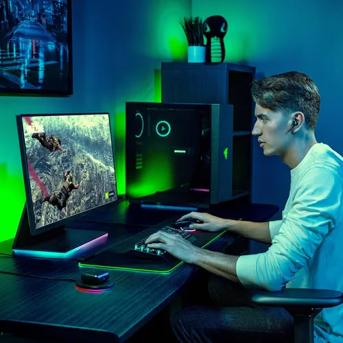 Vista 8 de Razer Nuevos auriculares inalámbricos Hammerhead Pro HyperSpeed para PC, Playstation, Switch, móvil ANC ajustable - Funda de carga inalámbrica