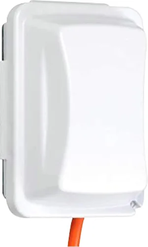Vista 10 de TayMac MM710C, 4 3/4 pulgadas de profundidad, acabado transparente, 1 gang Horizontal or Vertical Mount, 4.75 in. Deep, Clear Weatherproof Outlet