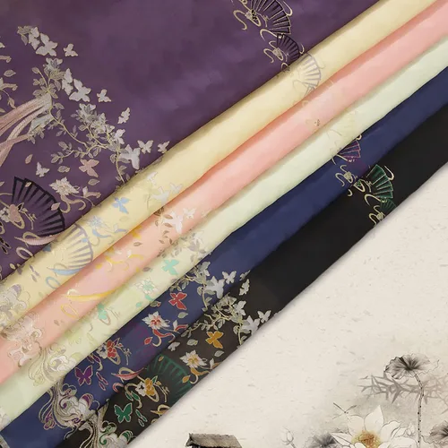 Vista 5 de BAWHO Besutiful Dyeing Jacquard Silk Satin Fabric Gorgeous Streamer Ribbon Fan Clouds Flower Pattern Golden Line Edge Cloth for Cheongsam