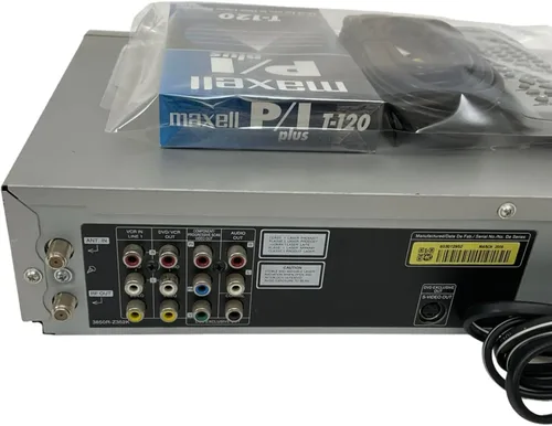 Vista 2 de Insignia IS-DVD040924 reproductor de DVD/VCR Combo DVD Video Cassette Recorder 4 Head Hi Fi Stereo