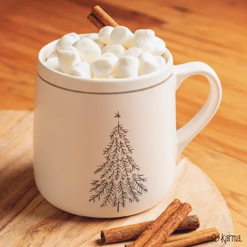 Vista 4 de Karma Gifts, Taza Blanca de Invierno, Árbol de Navidad 18 OZ