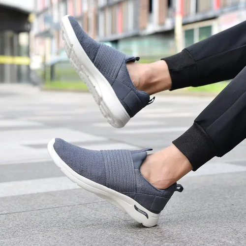 Vista 2 de TIOSEBON Mocasines ligeros sin cordones para hombre, cómodos tenis