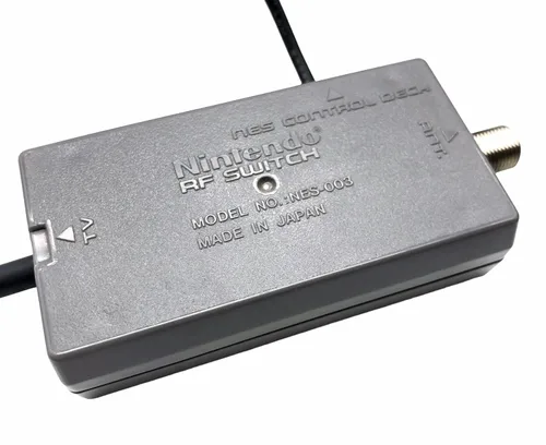 Vista 2 de Nintendo NES RF Adapter