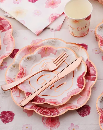 Vista 5 de Decoraciones para Baby Shower Girl - Juego de platos, tazas y servilletas para baby shower, sirven 24, platos festoneados florales rosas