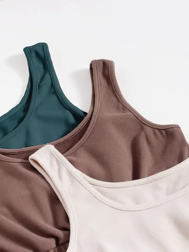 Vista 4 de SheIn Conjunto de 6 piezas para mujer, camiseta corta sin mangas y pantalones cortos con cintura elástica