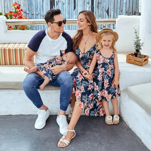 Vista 5 de Mumetaz Trajes familiares a juego para mamá y yo, vestidos con estampado floral, hombros descubiertos, cuello en V, volantes, ropa sin espalda