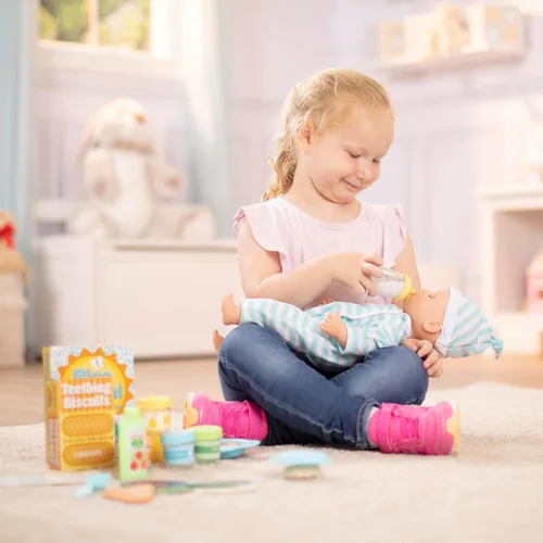 Vista 5 de Melissa & Doug Mine to Love - Juego de comida para muñecas con botella, tarros de comida para bebé, bolsa de aperitivos y más (24 unidades)