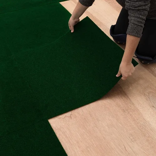 Vista 12 de Mohawk Home Baldosa de alfombra de 24" x 24" para interiores/exteriores, altura de pelo de 0.25", despegar y pegar, poliéster negro, (15 baldosas)