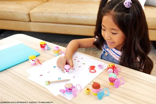 Vista 2 de Mattel Sanrio Surprise Minis Figures (1.5 pulgadas) – Sello, adorno para lápices y llavero, accesorios de papelería, gran regalo para mayores de 3