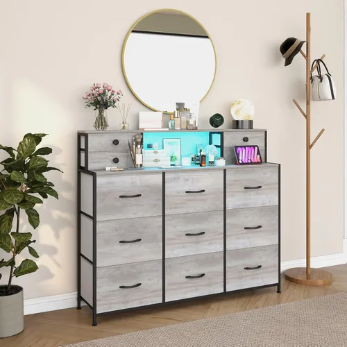Vista 2 de Cómoda gris con tomas de corriente y luces LED, 13 cajones largos para dormitorio, cómoda de tela de piel sintética para sala de estar, pasillo