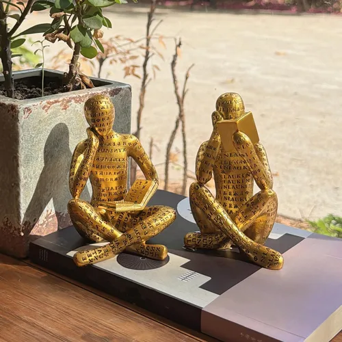 Vista 7 de Estatua de Pensador de Lectura Dorado Antiguo, Juego de 2 Decoración de Estantería Arte Abstracto Esculturas de Pensador, Figurilla Estética Moderna
