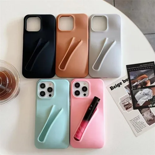 Vista 4 de Funda con soporte de brillo de labios para iPhone 8, funda de brillo de labios, esmalte de labios, elegante funda de silicona para mujeres y niñas