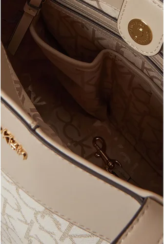 Vista 3 de Calvin Klein Bolso Gillian