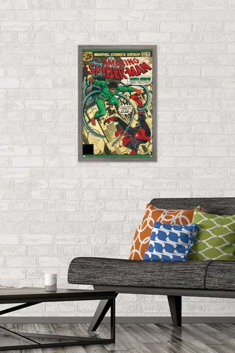 Vista 2 de Marvel Comics Spider-Man - Póster de pared Amazing Spider-Man #157, 22.4 pulgadas de largo x 14.7 pulgadas de ancho, versión enmarcada de madera