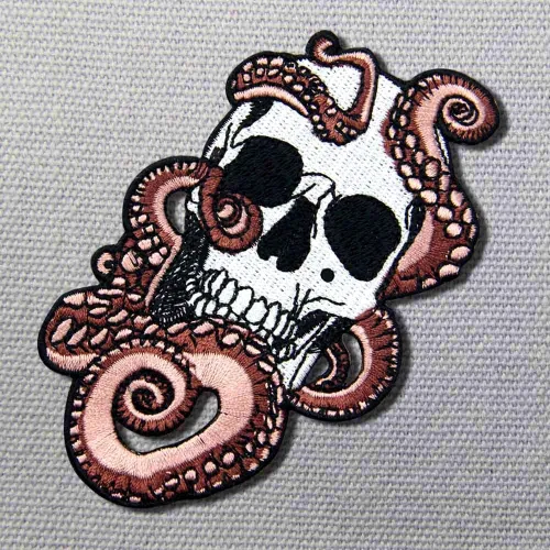 Vista 3 de Parche bordado de pulpo y calavera con apliques para planchar y coser emblema