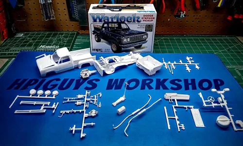 Vista 3 de MPC 1977 Dodge Warlock Pickup 2T Kit de modelo a escala 1:25