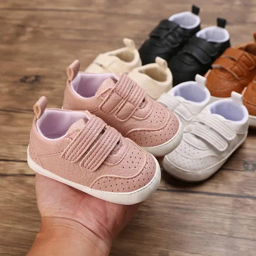 Vista 5 de Clowora Zapatos para bebés niños y niñas, suela de goma antideslizante, zapatos de cuna para recién nacidos, mocasines planos.