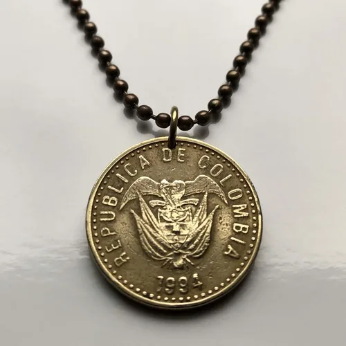 Vista 3 de 2006 Colombia 100 Pesos coin pendant Colombian flags Andean condor Bogota Medellin Cali Barranquilla Cartagena Antioquia Valle del Cauca Cúcuta