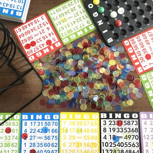 Vista 6 de Yuanhe 500 piezas 3/4 pulgadas transparente Bingo contando chips de color mezclado