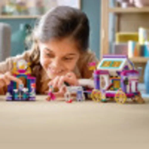 Vista 2 de LEGO Friends Magic Caravan 41688 Kit de construcción; juguete mágico de caravana para niños creativos que aman los vehículos; nuevo 2021 (348 piezas)