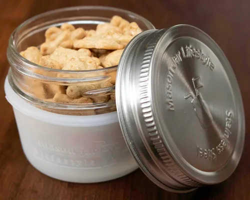Vista 5 de Mason Jar Lifestyle - Fundas de silicona de 4 onzas para proteger bolas pequeñas, Kerr, tarros acolchados para conservas (escarcha, paquete de 2)