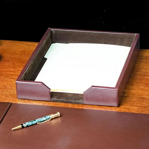 Vista 6 de Dacasso Bandeja de lujo de cuero regenerado marrón oscuro, organizador de papel para artículos esenciales de oficina y decoración de escritorio