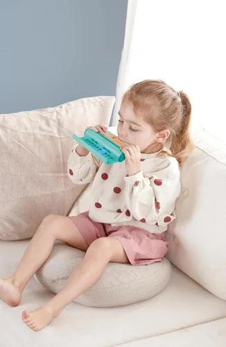 Vista 2 de Hape Aprende con Luces Armónica Capacidad de Carga USB Modo de Aprendizaje y Banda Instrumento Musical