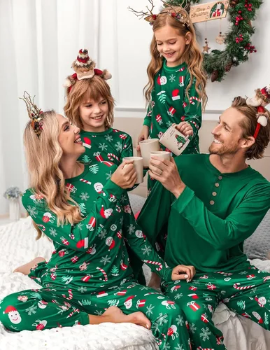 Vista 3 de Ekouaer Conjunto de pijama de Navidad familiar a juego para mujeres, hombres, niños, pijamas de manga larga, ropa de dormir para vacaciones