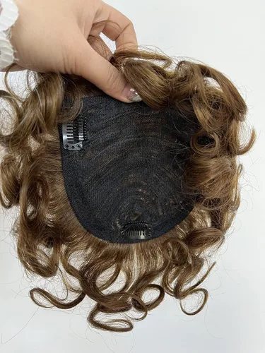 Vista 3 de Peluca de cabello humano real corto y rizado con flequillo frontal para mujer, color marrón claro, pelucas transpirables, extensiones de pelo de 5.1