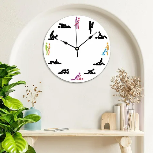 Vista 4 de ArogGeld Reloj de madera sexual, 12 posiciones, reloj de pared de madera, regalo del día de San Valentín, relojes decorativos de madera A-1