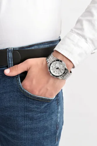 Vista 5 de Casio Reloj cronógrafo de cuarzo para hombre con correa de acero inoxidable EFV-540D-7AVUEF plata pulsera Plateado Pulsera