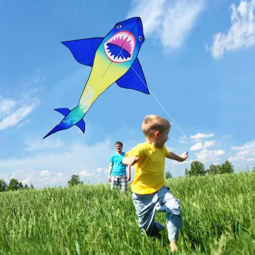 Vista 2 de HONBO Cometas grandes de tiburón para niños y adultos, fáciles de volar, cometa para principiantes para niños y niñas para juegos al aire libre
