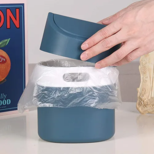 Vista 4 de Mini bote de basura con tapa para escritorio, pequeño bote de basura para tocador de baño, escritorio, mesa o mesa de centro, desecha rondas